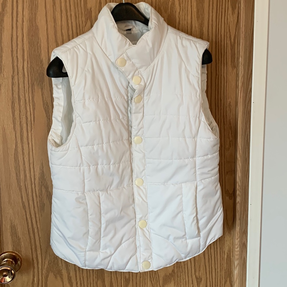 White puffer vest